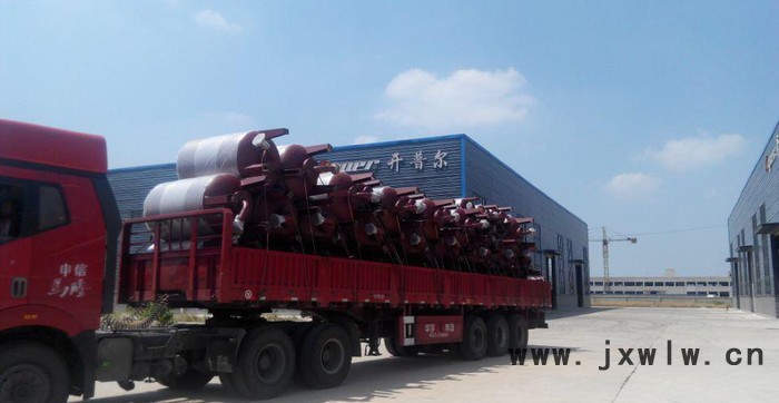 立式隔膜氣壓罐壓力容器，穩(wěn)壓設(shè)備 資質(zhì)齊全600*1.0.