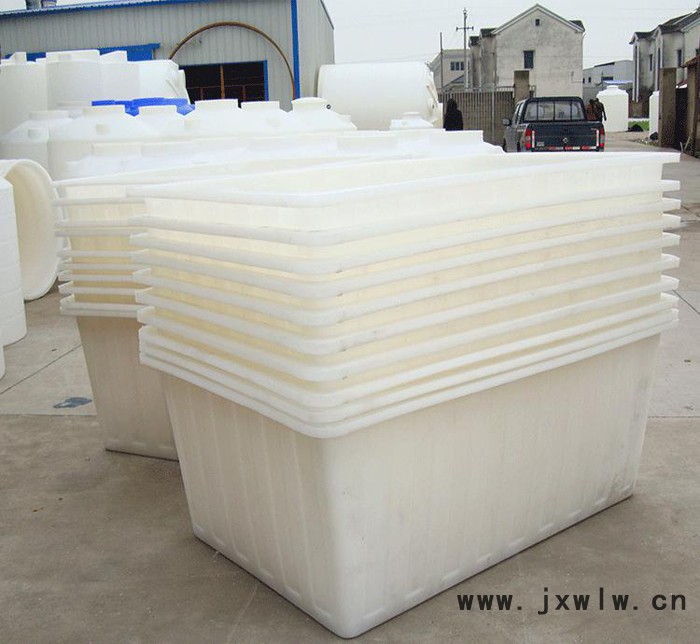 方形塑料水箱蓄水箱 滾塑PE水箱塑料容器 塑料方箱90L