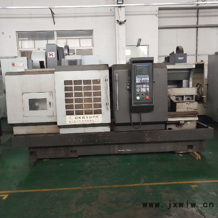 加工中心 數(shù)控機床 高精密加工中心 小型立式CNC加工中心 數(shù)控鉆銑床