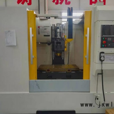 山東龍澤數(shù)控機床VMC850加工中心 加工中心生產(chǎn)