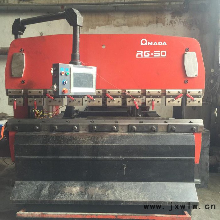 阿瑪達(dá)50t*2000mm 下動式數(shù)控折彎機(jī)