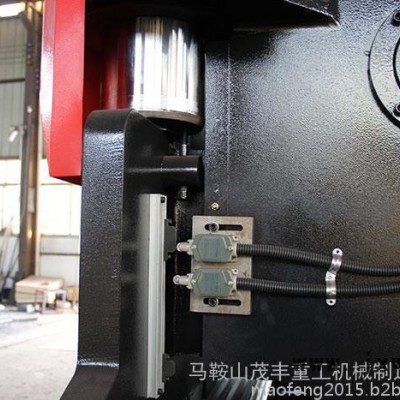 數(shù)控折彎機     **供應(yīng)