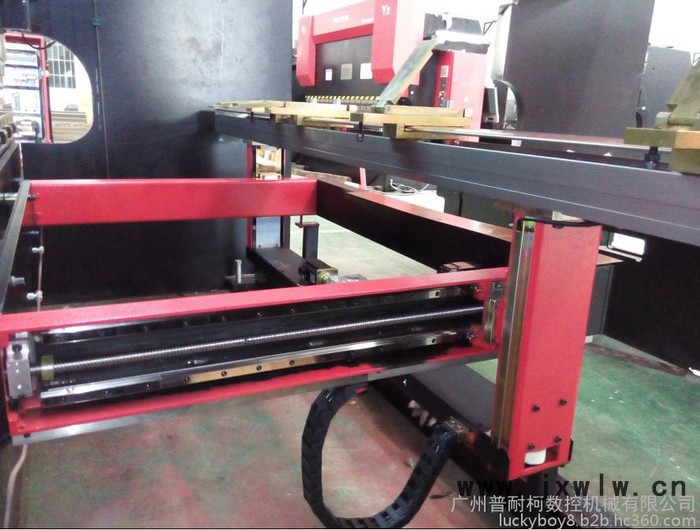 普耐柯數(shù)控折彎機 placker PLACKER 德國核心技術(shù) 廣州普耐柯機械 廣州品牌  進口技術(shù)折彎機 廣東