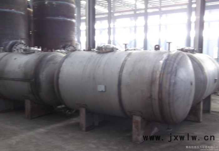 不銹鋼壓力容器儲(chǔ)氣罐 加工制造山東不銹鋼氣體容器緩沖儲(chǔ)罐