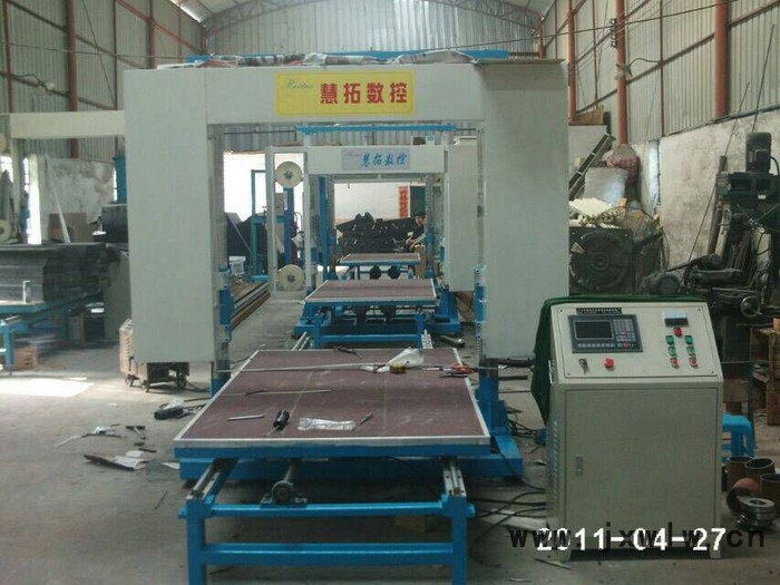 供應(yīng)擠塑板裁斷機(jī) 數(shù)控泡沫切割機(jī)