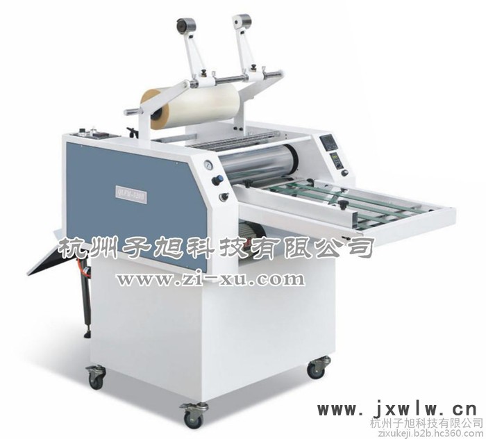 供應(yīng)ZXFM-520B半自動(dòng)覆膜機(jī) 氣動(dòng)加壓 自動(dòng)分切 圖文印后理想設(shè)備