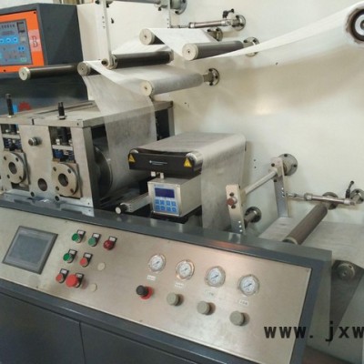 噴膠復(fù)合機(jī)，全伺服復(fù)合機(jī)，高精度噴槍復(fù)合機(jī)，高速自動復(fù)合機(jī)