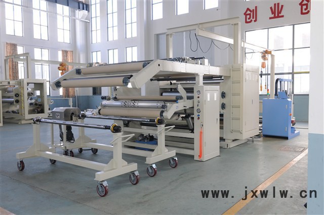江蘇遠(yuǎn)華PUR熱熔膠復(fù)合機(jī)