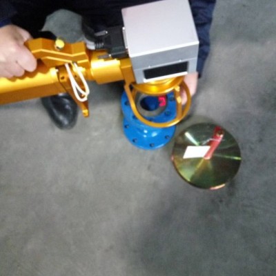 成都激光打碼機(jī)，管件打標(biāo)機(jī) 零部件型批號(hào)激光打標(biāo)機(jī) 激光設(shè)備免費(fèi)試機(jī)試樣
