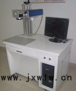 河南**鐳射刻字機(jī) 全自動(dòng)激光噴碼機(jī) 非金屬co2激光打標(biāo)機(jī)