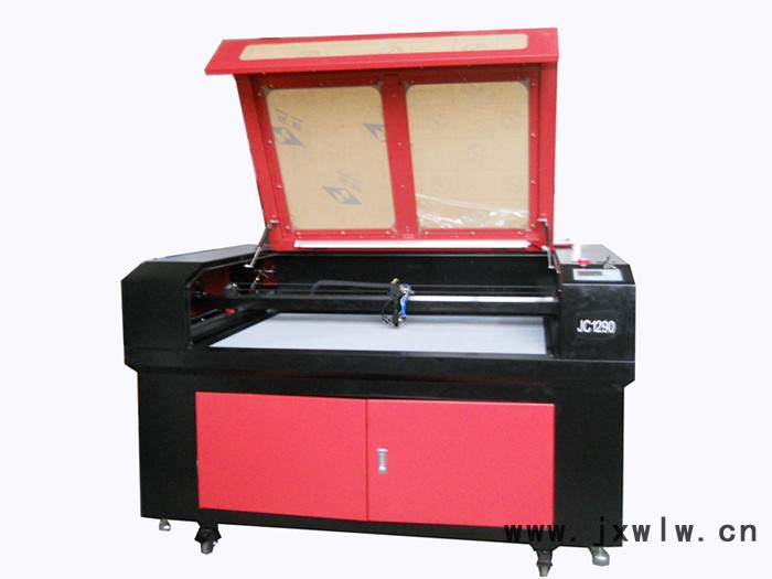 供應(yīng)**激光雕刻機(jī)，木制品激光雕刻機(jī)
