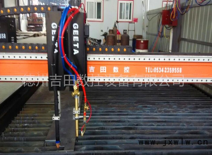 直銷數(shù)控火焰 數(shù)控等離子切割機(jī) 龍門式 包教包會(huì)包運(yùn)費(fèi)