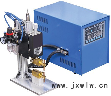 DPM-10K直流逆變電池點(diǎn)焊機(jī)，點(diǎn)焊機(jī)、手持點(diǎn)焊機(jī)，螺母點(diǎn)焊機(jī)，供應(yīng)詠旭焊接設(shè)備